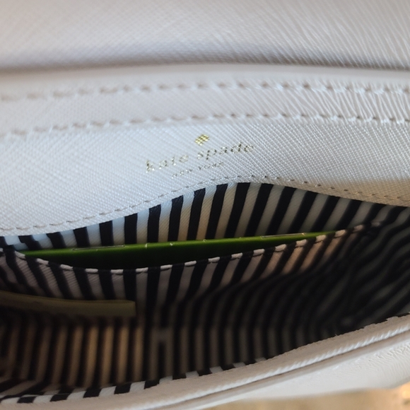 Kate Spade cross body purse - Picture 7 of 7